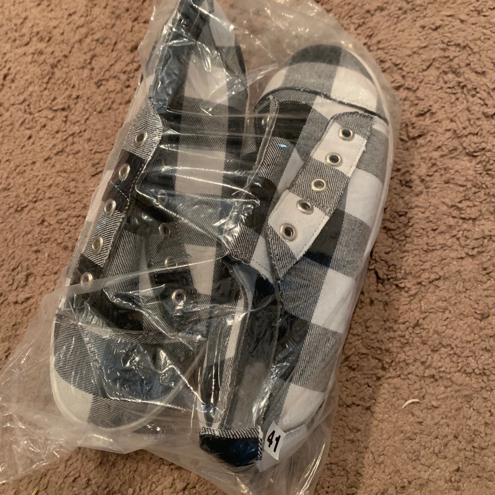 Plaid shoes